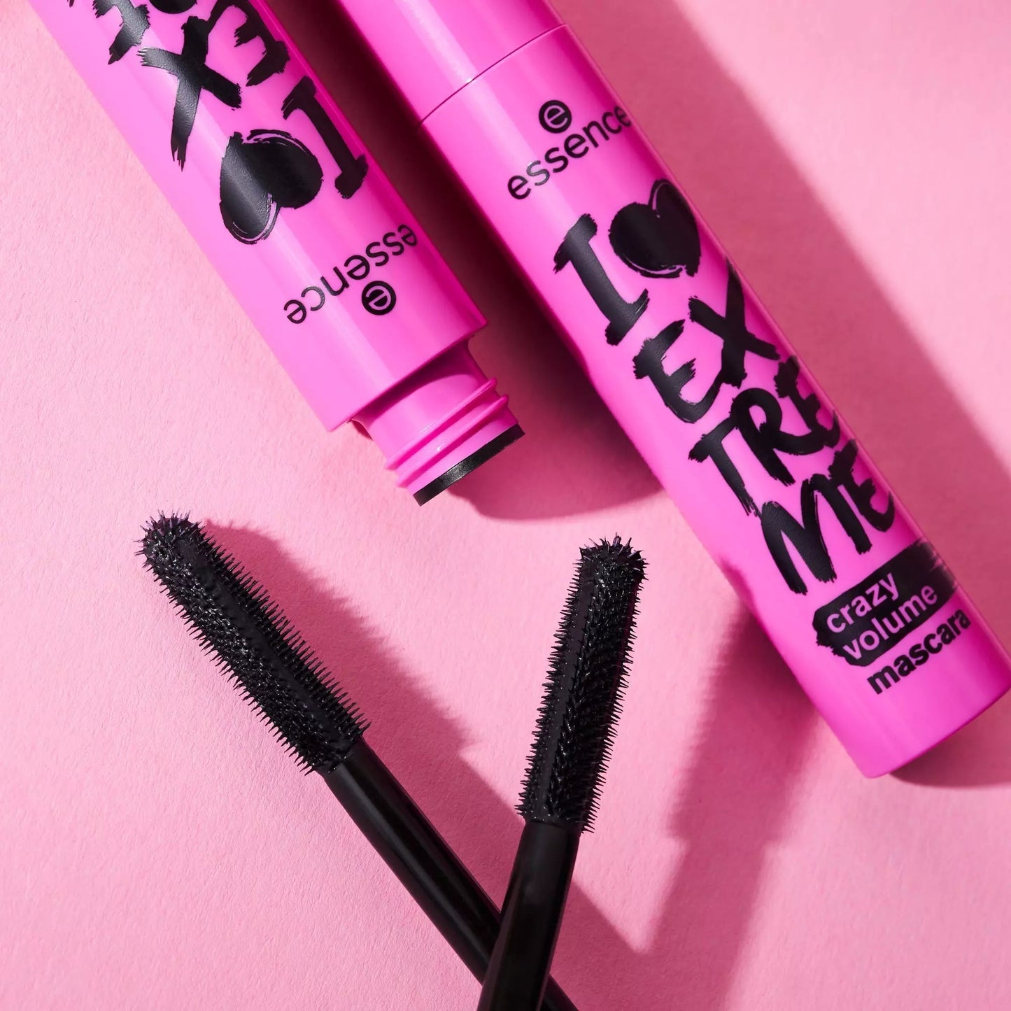 Essence I LOVE EXTREME Crazy Volume Mascara 12mL - 1Pcs Survana